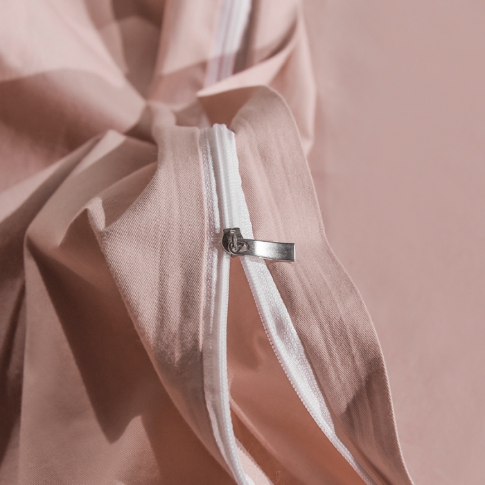 91家纺网 家纺一手货源 找家纺 安妮 2020新款水洗真丝欧若拉刺绣四件套 欧若拉-香槟