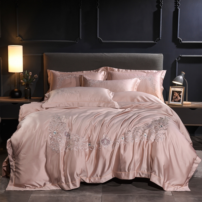 91家纺网 家纺一手货源 找家纺 安妮 2020新款水洗真丝欧若拉刺绣四件套 欧若拉-香槟