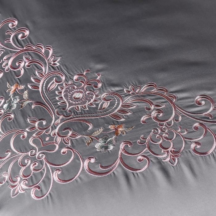 91家纺网 家纺一手货源 找家纺 安妮 2020新款水洗真丝欧若拉刺绣四件套 欧若拉-银灰