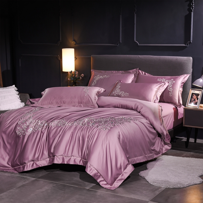 91家纺网 家纺一手货源 找家纺 安妮 2020新款水洗真丝欧若拉刺绣四件套 欧若拉-紫色