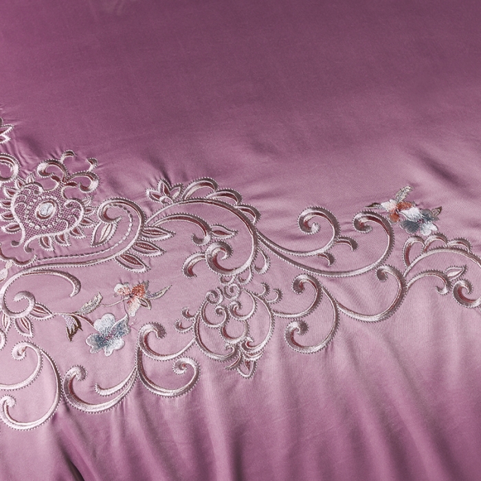 91家纺网 家纺一手货源 找家纺 安妮 2020新款水洗真丝欧若拉刺绣四件套 欧若拉-紫色