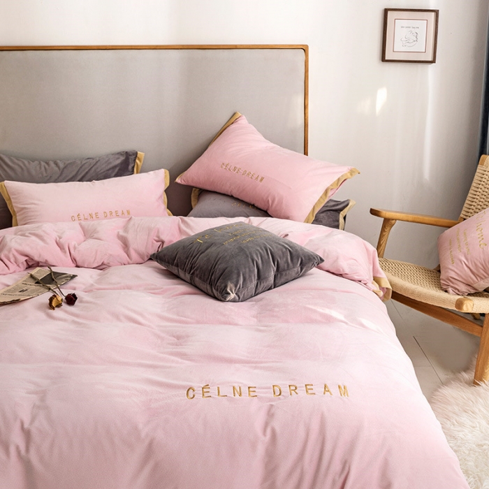 91家纺网 家纺一手货源 找家纺 安妮 2020赛琳娜丽丝绒水晶绒四件套床单款《带包装》 玉粉