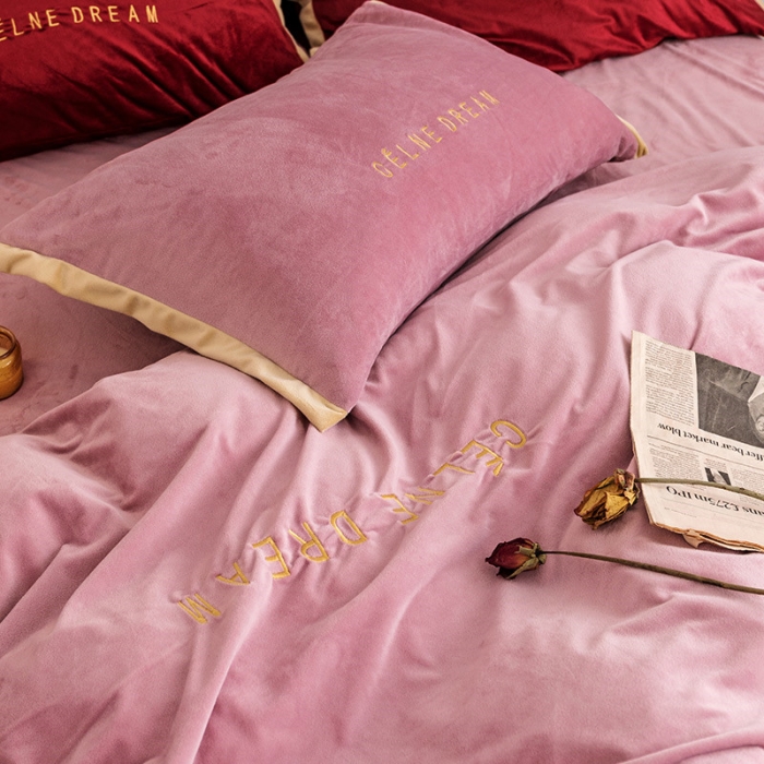 91家纺网 家纺一手货源 找家纺 安妮 2020赛琳娜丽丝绒水晶绒四件套床单款《带包装》豆沙