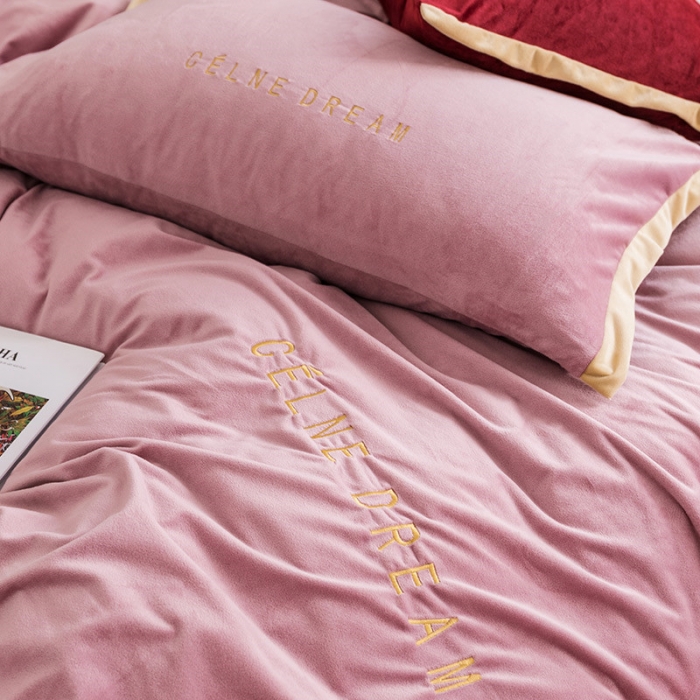 91家纺网 家纺一手货源 找家纺 安妮 2020赛琳娜丽丝绒水晶绒四件套床单款《带包装》豆沙