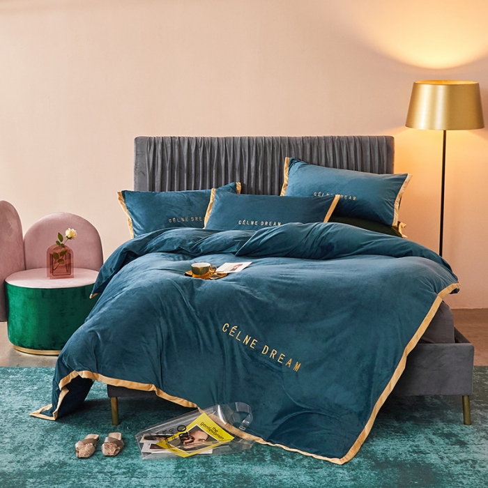 91家纺网 家纺一手货源 找家纺 安妮2020赛琳娜丽丝绒水晶绒四件套床单款带包装棚拍图月光蓝