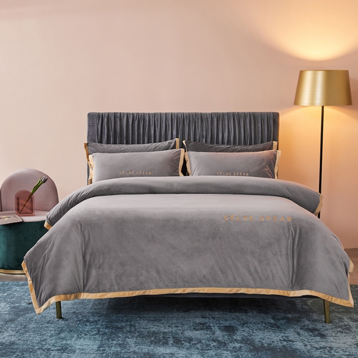 91家纺网 家纺一手货源 找家纺 安妮2020赛琳娜丽丝绒水晶绒四件套床单款带包装棚拍图 银灰