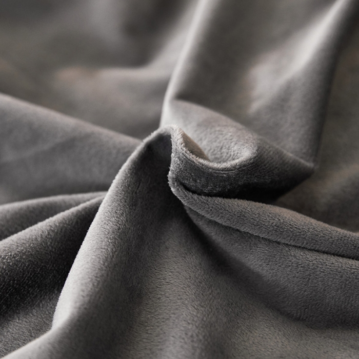 91家纺网 家纺一手货源 找家纺 安妮2020赛琳娜丽丝绒水晶绒四件套床单款带包装棚拍图高级灰