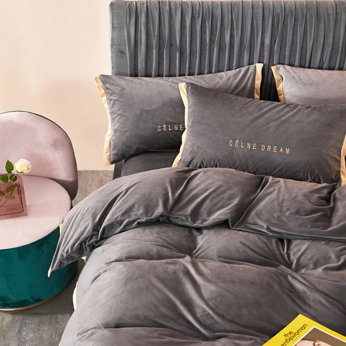 91家纺网 家纺一手货源 找家纺 安妮2020赛琳娜丽丝绒水晶绒四件套床单款带包装棚拍图高级灰