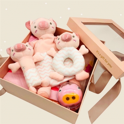 梦幻岛品质家居  2022新款小猪安抚玩具礼盒