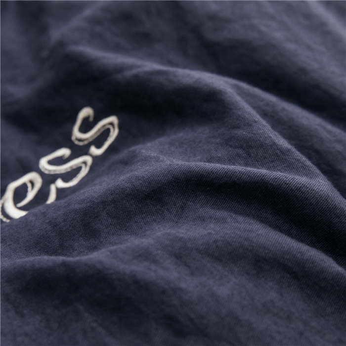 91家纺网 家纺一手货源 找家纺 骏腾 2022新款甜心公主水晶绒绣花四件套 甜心公主-宝蓝