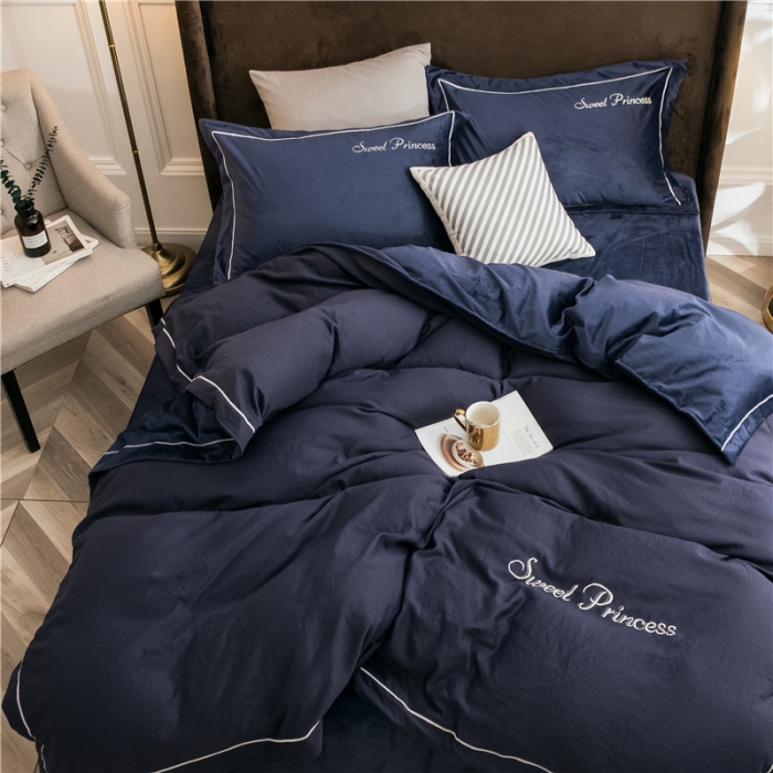 91家纺网 家纺一手货源 找家纺 骏腾 2022新款甜心公主水晶绒绣花四件套 甜心公主-宝蓝