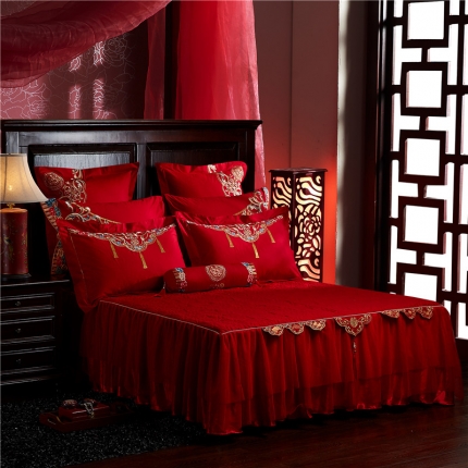 91家纺网 家纺一手货源 找家纺 红番天 热卖款婚庆床裙