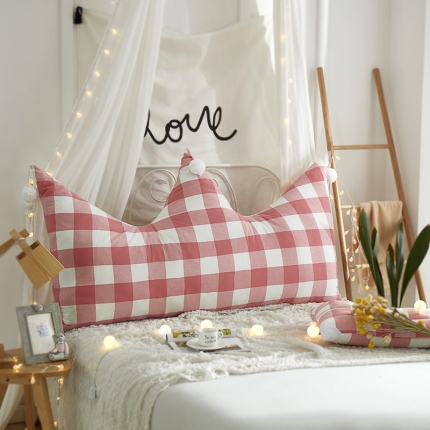 91家纺网 家纺一手货源 找家纺 微枕芯 水洗棉简约系大靠背水洗棉粉色格子