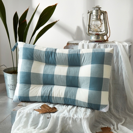 91家纺网 家纺一手货源 找家纺 微枕芯 色织水洗棉护颈枕花色1