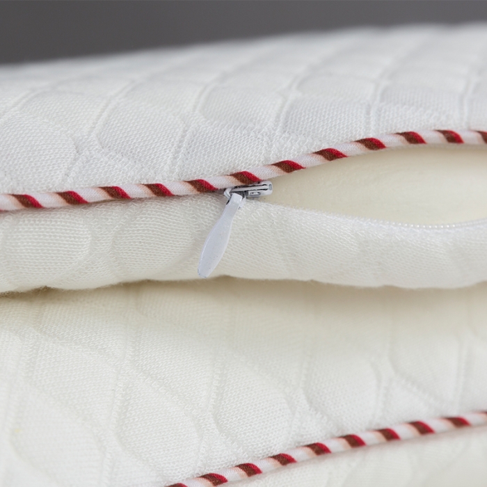 91家纺网 家纺一手货源 找家纺 微枕芯 儿童节 新款高档亲水棉婴儿糖果枕 记忆棉枕头 单只