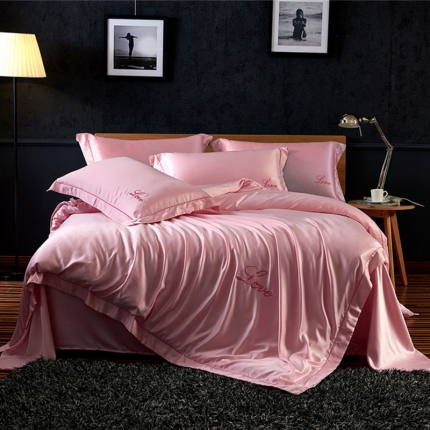 91家纺网 家纺一手货源 找家纺 （总）米奈家居 2020新品水洗真丝绣线四件套