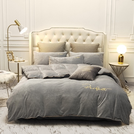 91家纺网 家纺一手货源 找家纺 米奈 2020北欧水晶绒四件套法莱绒四件套滚边绣花罗恩 浅灰