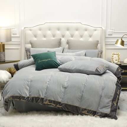 91家纺网 家纺一手货源 找家纺 米奈 水晶绒绣花贴边挚爱系列水晶绒四件套 灰色