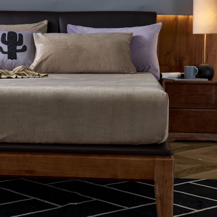 91家纺网 家纺一手货源 找家纺 小米笠 2019新款160克水晶绒床笠床罩 驼色