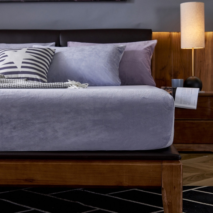 91家纺网 家纺一手货源 找家纺 小米笠 2019新款200克水晶绒床笠床罩 浅蓝灰