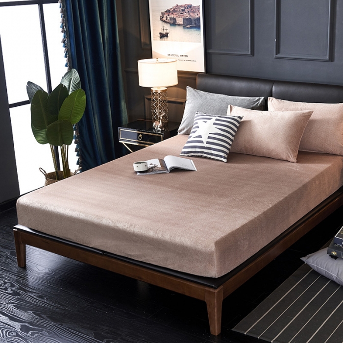 91家纺网 家纺一手货源 找家纺 小米笠 2019新款水晶绒印花床笠床罩 条纹驼