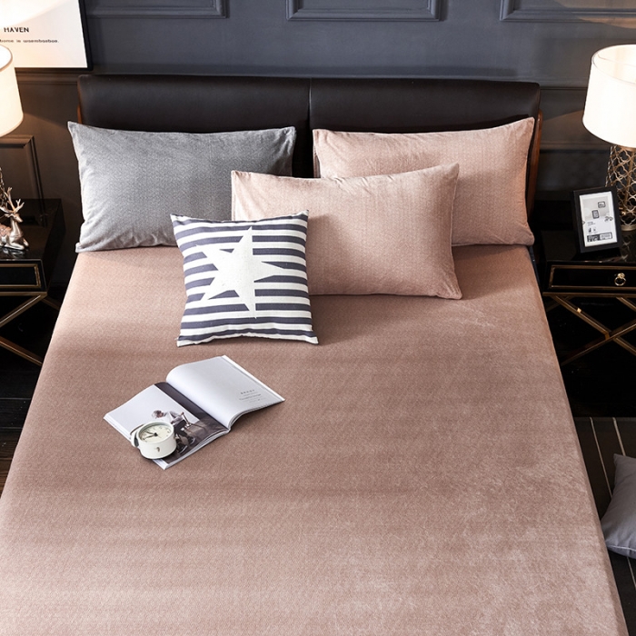 91家纺网 家纺一手货源 找家纺 小米笠 2019新款水晶绒印花床笠床罩 条纹驼