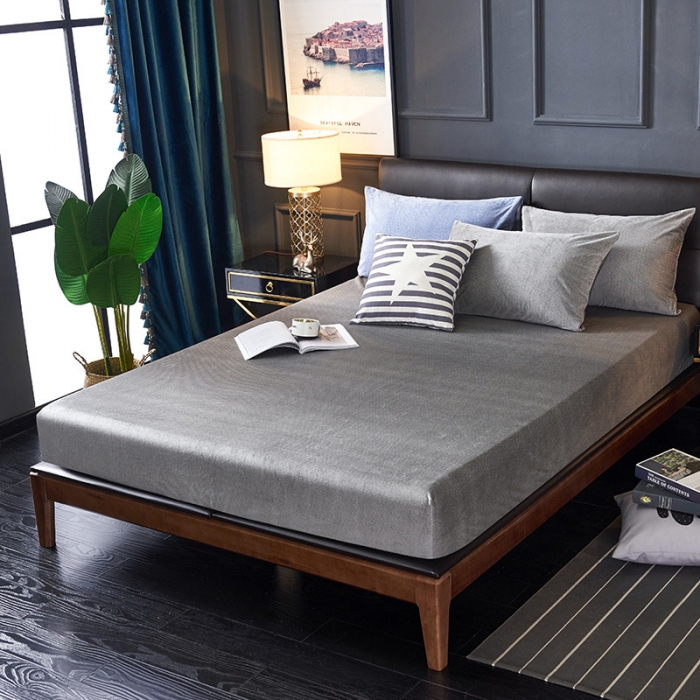 91家纺网 家纺一手货源 找家纺 小米笠 2019新款水晶绒印花床笠床罩 条纹灰