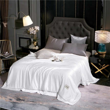 91家纺网 家纺一手货源 找家纺 换种生活 真丝夏被 珍珠白