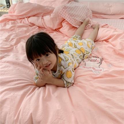 孩子王家纺2023年ab版全棉水洗棉三四件套lucky猪猪嫩粉