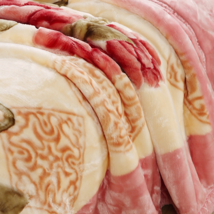 91家纺网 家纺一手货源 找家纺 法莱妮2025新款双层加厚拉舍尔毛毯 婚庆 单双人 厂家直销可定制 粉红世家