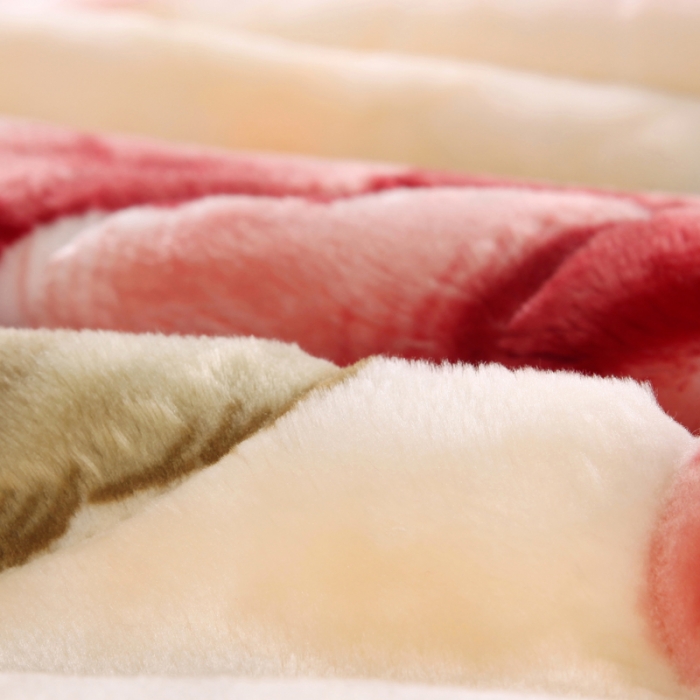 91家纺网 家纺一手货源 找家纺 法莱妮2025新款双层加厚拉舍尔毛毯 婚庆 单双人 厂家直销可定制 粉红世家