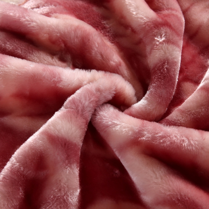 91家纺网 家纺一手货源 找家纺 法莱妮2025新款双层加厚拉舍尔毛毯 婚庆 单双人 厂家直销可定制 一见春秋