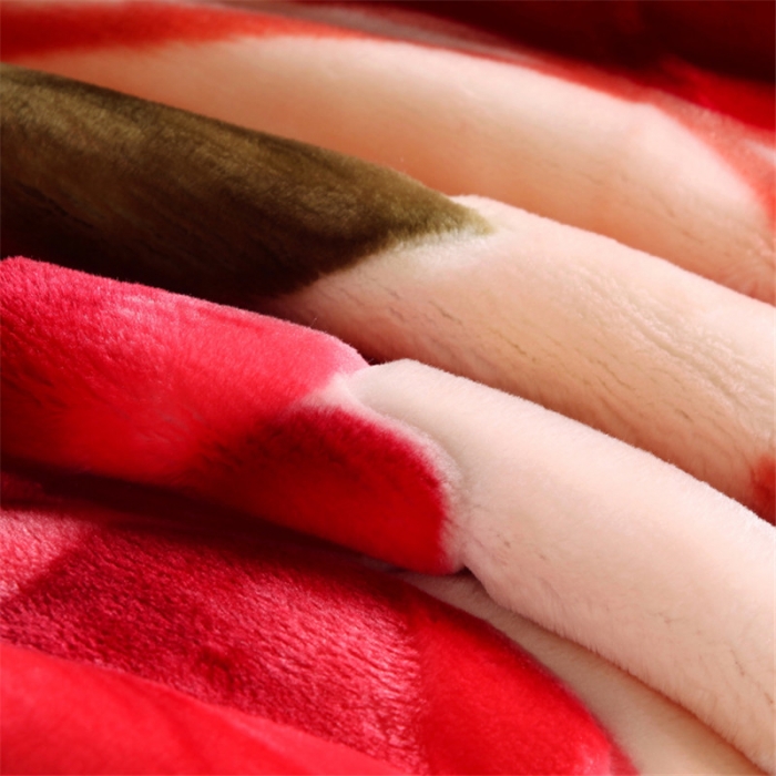 91家纺网 家纺一手货源 找家纺 法莱妮2025新款双层加厚拉舍尔毛毯 婚庆 单双人 厂家直销可定制 缘定终生