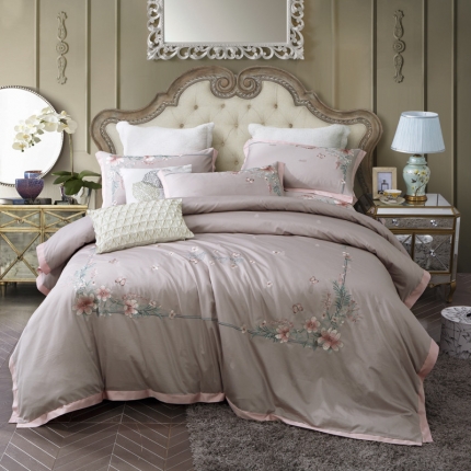 91家纺网 家纺一手货源 找家纺 总兴美佳100S澳棉高端绣花床单床裙床笠四件套花语韶华牡丹莎