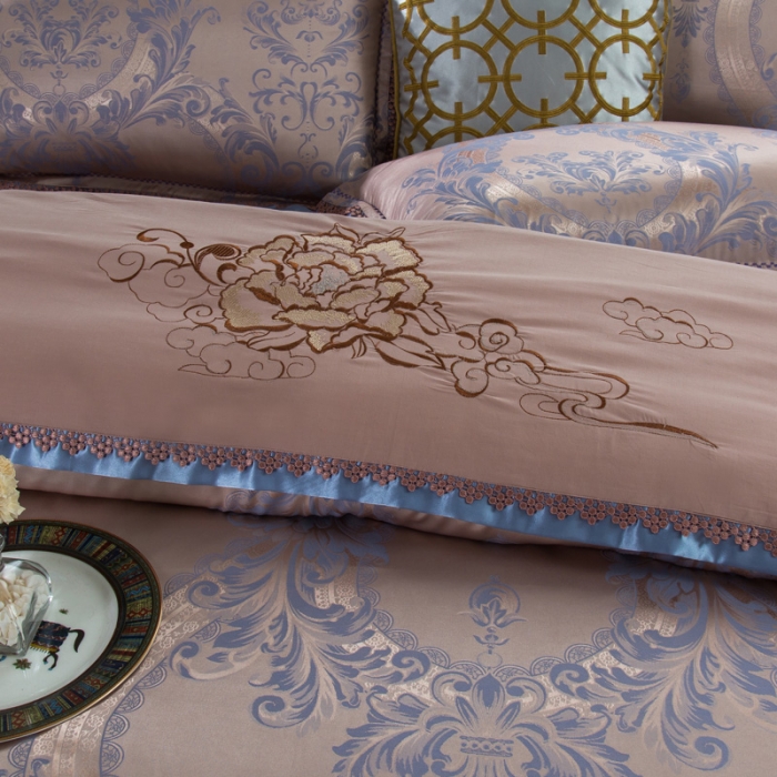 91家纺网 家纺一手货源 找家纺 OL家纺 2020新款丝加棉四件套篮语迷情-米灰