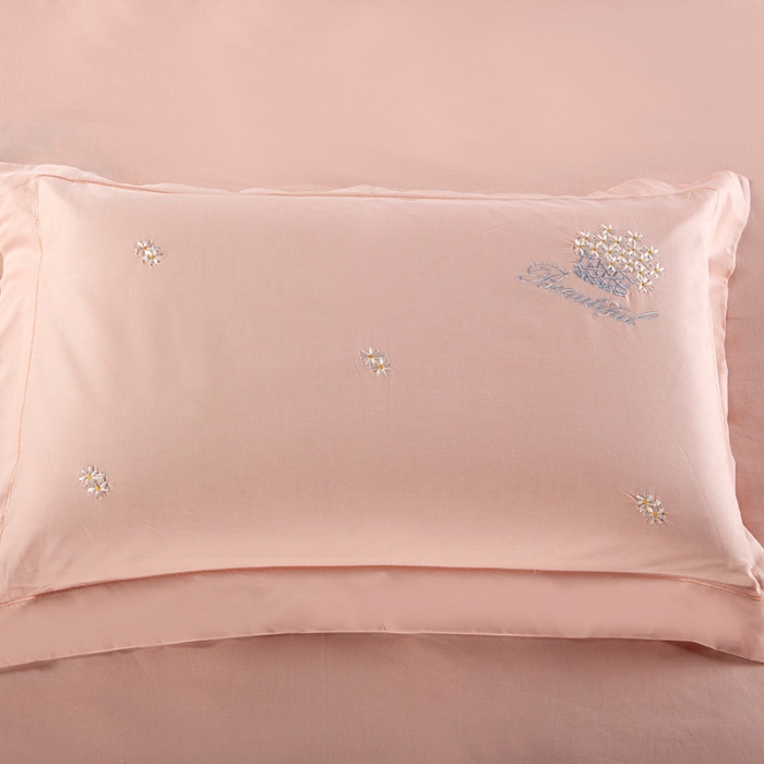 91家纺网 家纺一手货源 找家纺 OL家纺 2020轻奢欧式刺绣床盖四件套 甜蜜时光