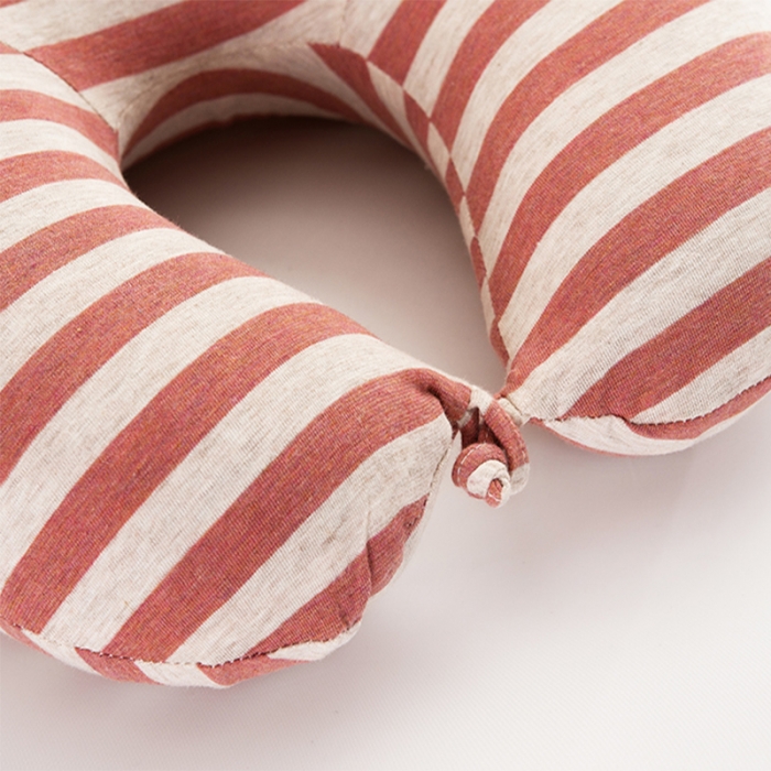 91家纺网 家纺一手货源 找家纺 伟邦枕芯芯条纹竹炭  U枕芯