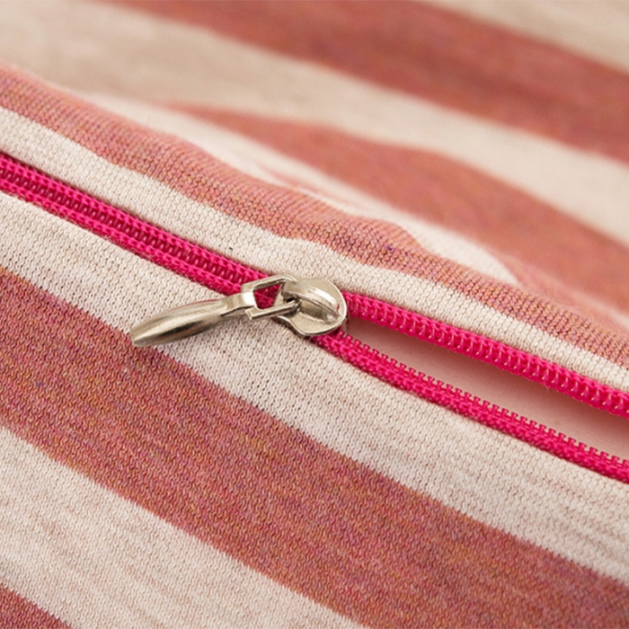 91家纺网 家纺一手货源 找家纺 伟邦枕芯芯 条纹趴趴枕芯