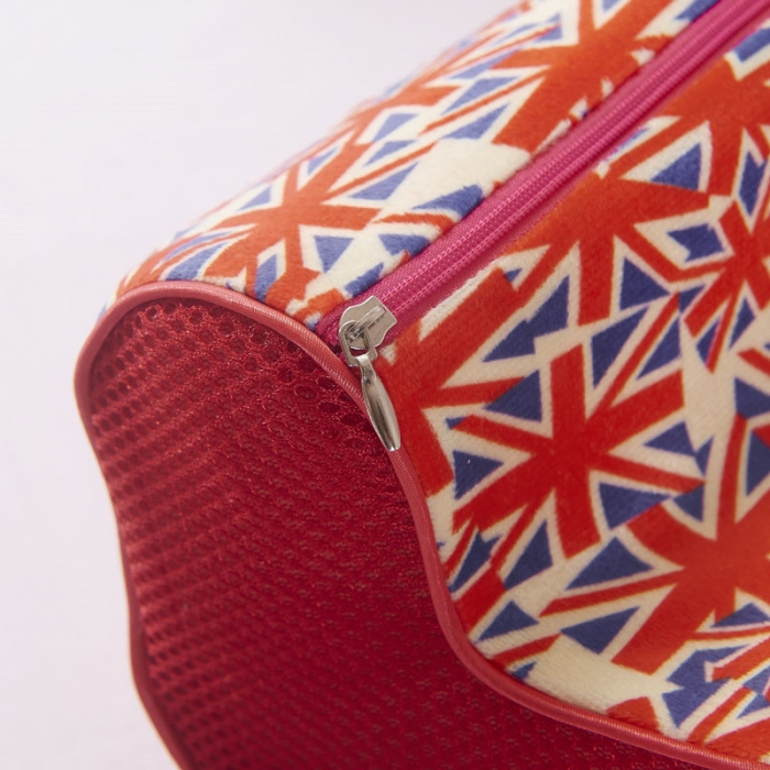 91家纺网 家纺一手货源 找家纺 伟邦枕芯芯 炫彩卡通午睡枕芯趴趴枕芯