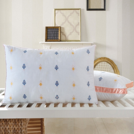 91家纺网 家纺一手货源 找家纺 伟邦枕芯芯枕芯芯 明轩阁羽丝绒枕芯