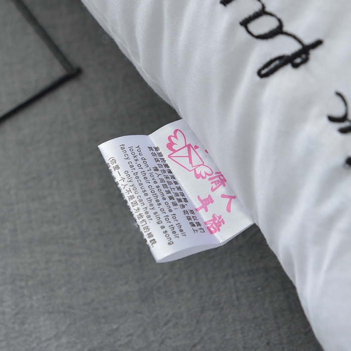 91家纺网 家纺一手货源 找家纺 伟邦枕芯芯家纺 2018新款情人耳语羽丝绒枕芯