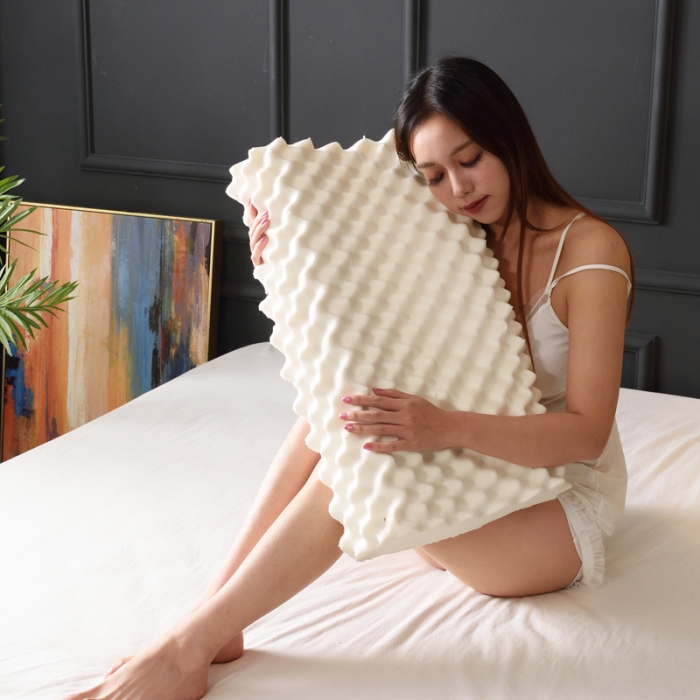 91家纺网 家纺一手货源 找家纺 伟邦枕芯芯家纺  2018新款狼牙乳胶枕芯