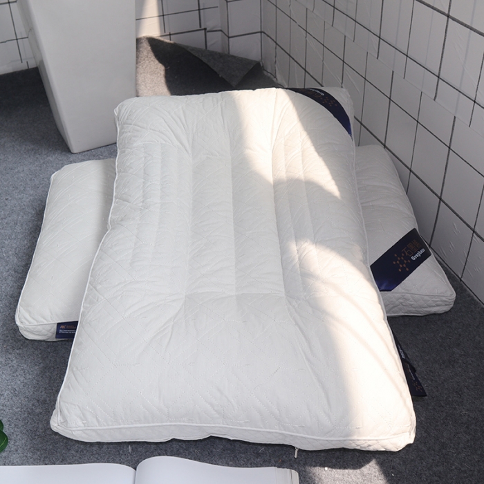 91家纺网 家纺一手货源 找家纺 伟邦枕芯芯 石墨烯决明子枕芯48*74 白色