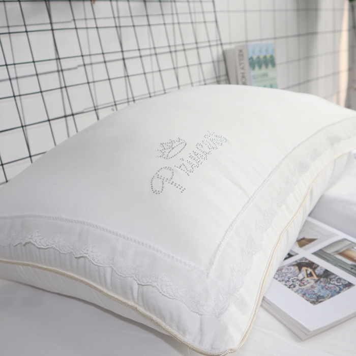 91家纺网 家纺一手货源 找家纺 伟邦枕芯芯 牛奶丝羽丝绒枕芯48*74 白色