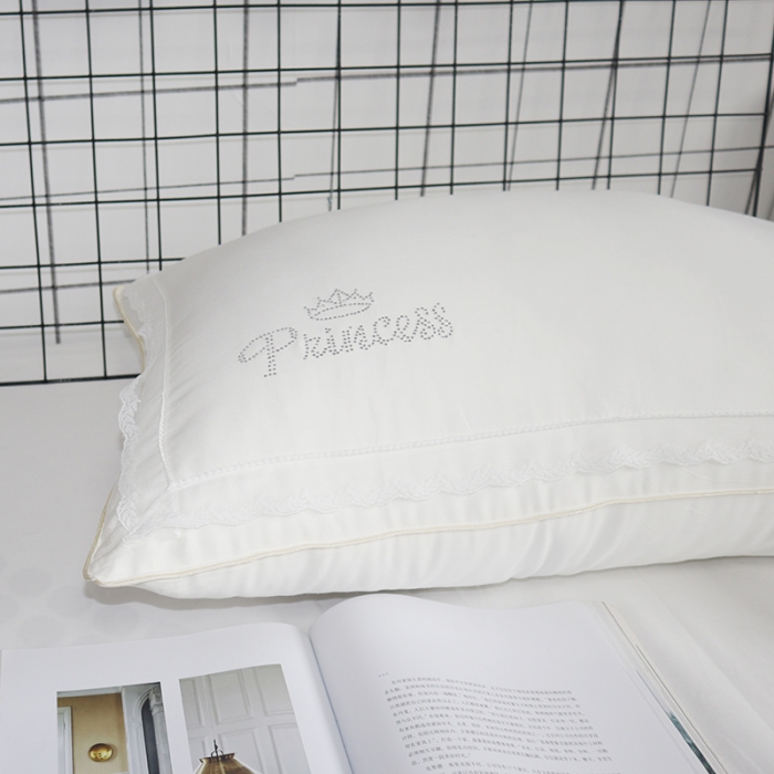 91家纺网 家纺一手货源 找家纺 伟邦枕芯芯 牛奶丝羽丝绒枕芯48*74 白色