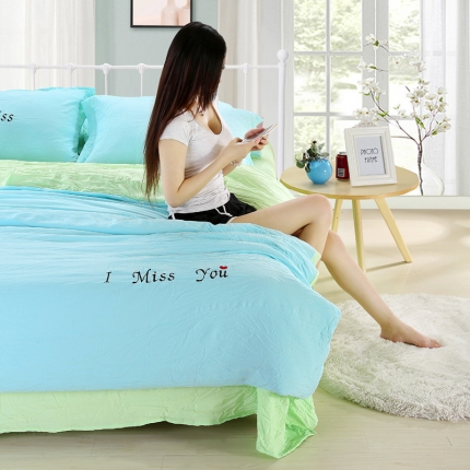91家纺网 家纺一手货源 找家纺 睡美美家纺 2025新款水洗棉四件套床单款 水蓝+果绿