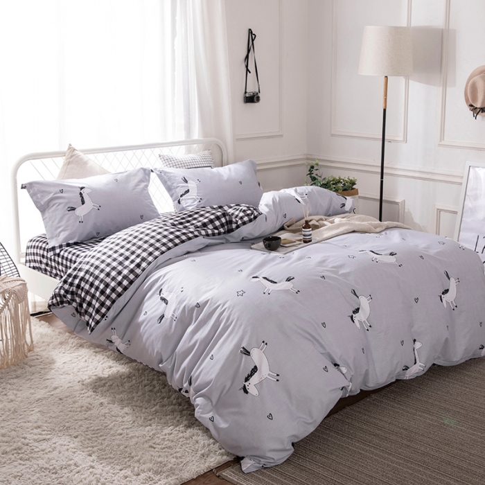 91家纺网 家纺一手货源 找家纺 时年家纺 2018新款全棉四件套床单款欢乐小马