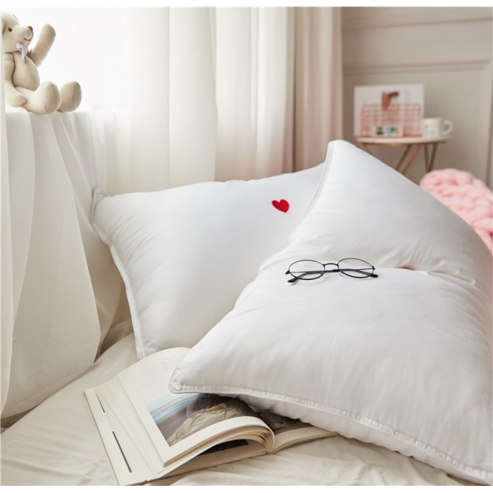 91家纺网 家纺一手货源 找家纺 时年家纺 单边绣花枕芯一只48*74cm 爱心