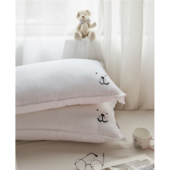 91家纺网 家纺一手货源 找家纺 时年家纺 单边绣花枕芯一只48*74cm 波波熊