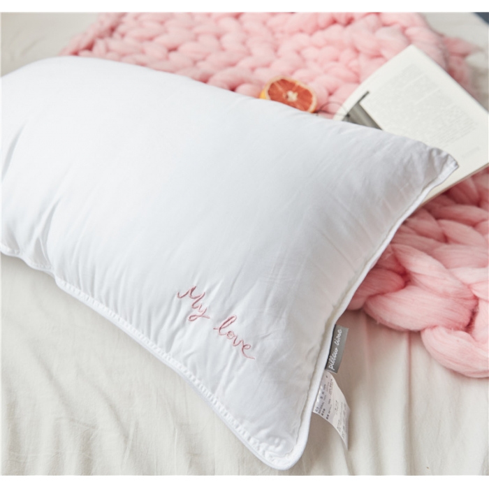 91家纺网 家纺一手货源 找家纺 时年家纺 单边绣花枕芯一只48*74cm 字母